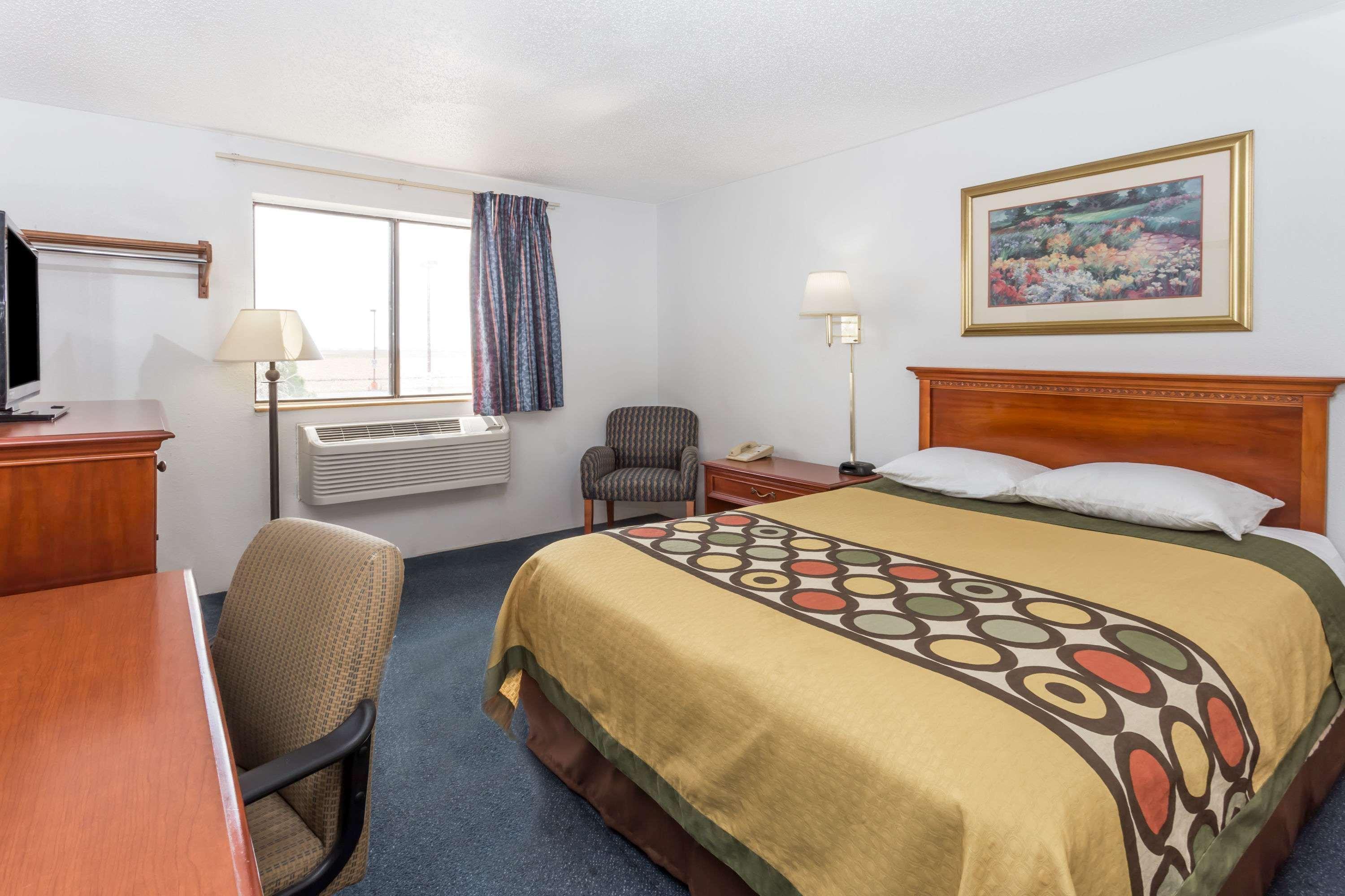 Super 8 By Wyndham *